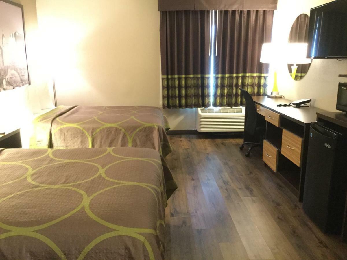 Super 8 By Wyndham South Holland Otel Dış mekan fotoğraf